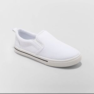 *NEW Cat & Jack Kids White Slip On Sneakers Size 3